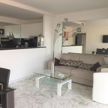 Appartement F3 vue mer et croisette Cannes Extérieur photo